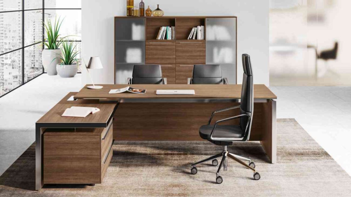 farmhouse office desk with drawers to use your space efficiently