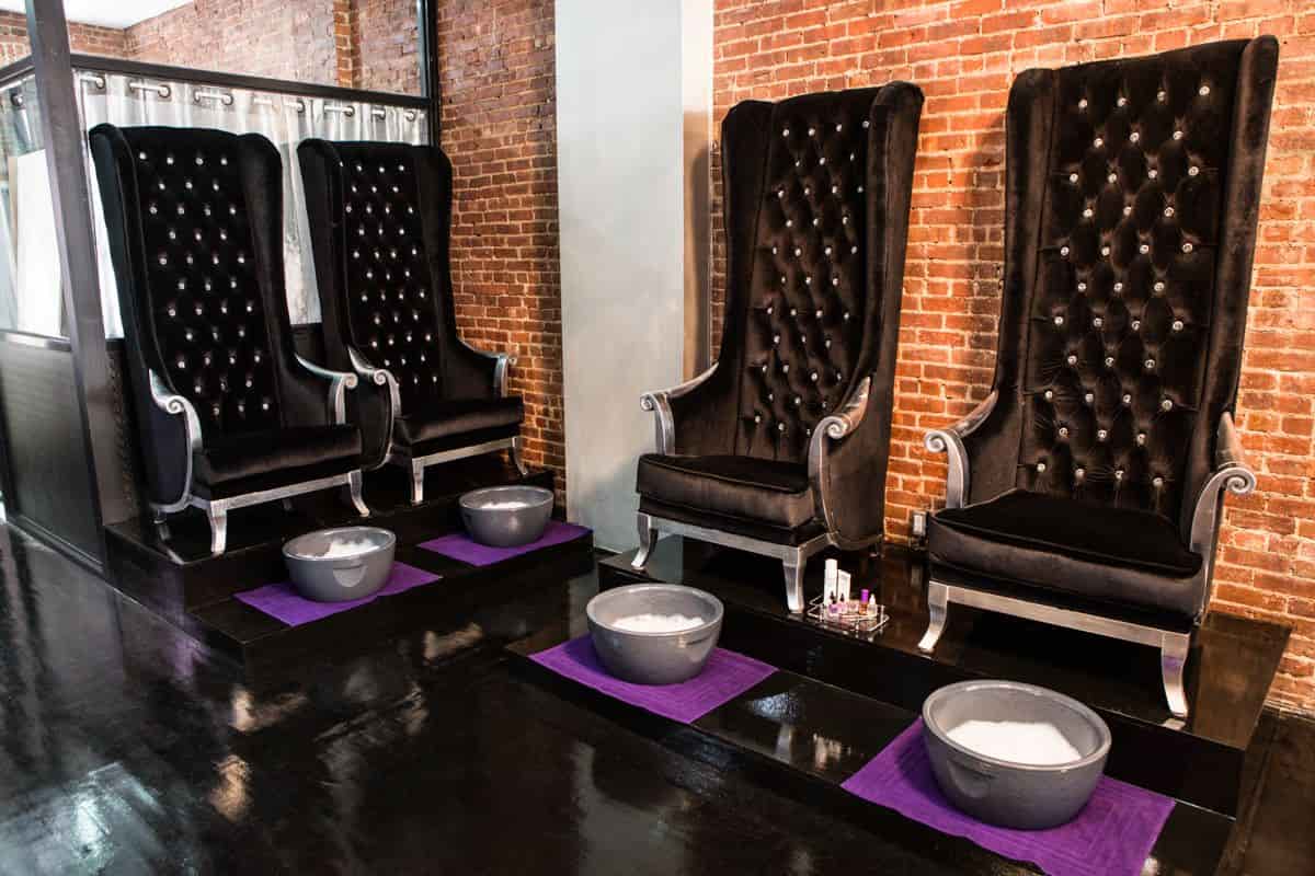  Manicure Pedicure Chair in Pakistan; Flexible Back Massage 2 Materials Leather Plastic 
